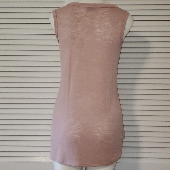 Tank top - Picture 3 of 4